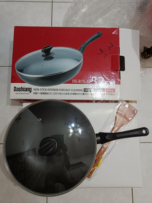Dashiang 大相感溫不沾深炒鍋32cm （附鏟）單把炒鍋 DS-B75-32 購買價：518元