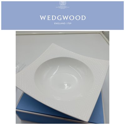 【皮老闆二店】 二手真品 WEDGWOOD 盤子 深盤 方形 盒裝 瓷632