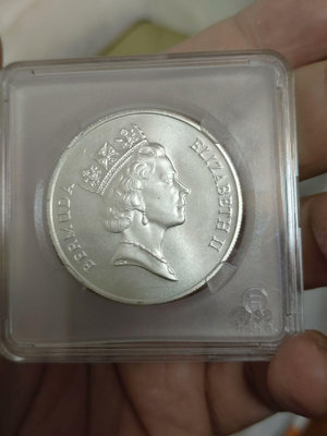 【二手】 百慕大1985年大銀幣 實物攝保真包老稀少品種127 錢幣 紙幣 硬幣【奇摩收藏】