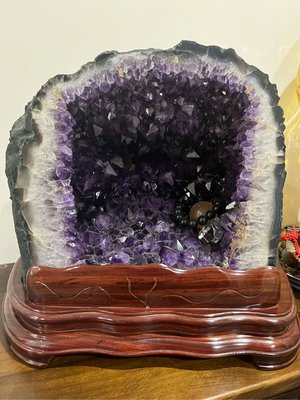 超美超紫紫水晶洞45-50公斤送鹽燈