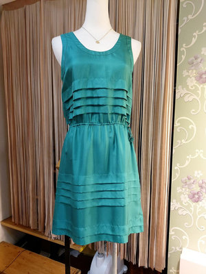 晶采臻品:Blumarine 真品～綠色真絲抽繩設計洋裝~特價2680