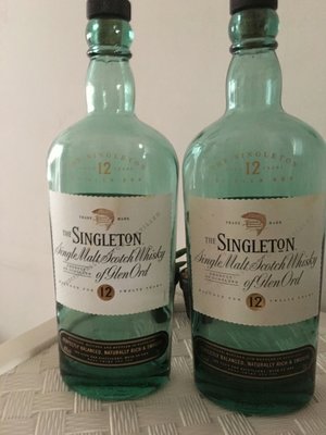 蘇格蘭 蘇格登12年單一純麥威士忌-空酒瓶容量700ML庫存4個，沒紙盒外包裝，完美主義者請勿下標