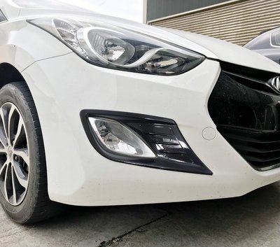 圓夢工廠 Hyundai 現代 Elantra 2012~2015 前保桿 水轉 碳纖 卡夢 霧燈框 霧燈罩