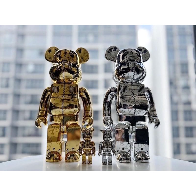 BAPE HAJIME SORAYAMA SHARK BE@RBRICK 100% & 400