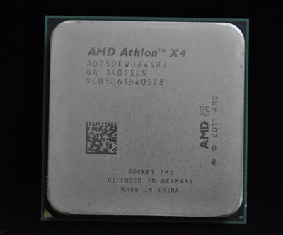 AMD Athlon X4 750K 四核黑盒盒裝正式版送風扇 (FM2 4.0G) 730 740 760K 參考