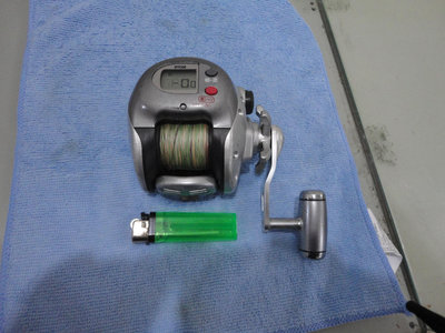 釣龍蝦，日本製 ryobi 手動數字捲線器 XS600t(單手下押出線)