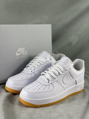 NIKE AIR FORCE 1 AF1 空軍 全白 焦糖底 棕底 皮革 休閒 滑板 男女鞋DJ2739-100【ADIDAS x NIKE】