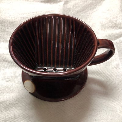 [黃色小館]---二手有損---Kalita 三孔 101 陶瓷濾杯 咖啡色 1-2杯 咖啡器具