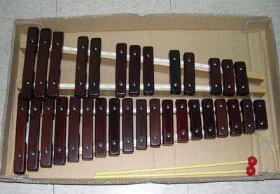 【華邑樂器53081】32音木琴 台灣製造 (32音木琴腳架另購)