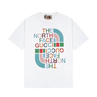 Gucci 古馳 The North Face與Gucci擁有相似的發展歷史和價值觀，并且秉持相同的探索精神 NO267074