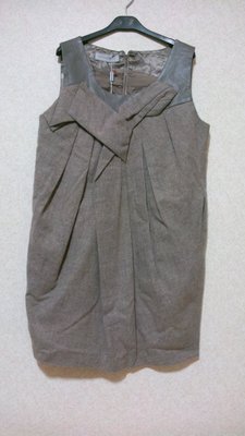 設計師【SHYANGAN- HLW】淡咖啡色小羊皮羊毛拼接背心裙~1折