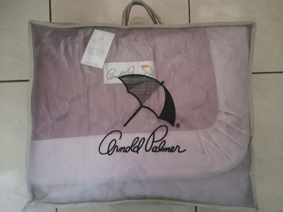 Arnold Palmer 雨傘牌毛毯 特價$250