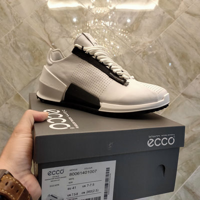 ECCO BIOM 2.0 現代運動休閒鞋 酷炫男鞋 科技設計 皮革製造 舒適緩震 環繞式設計 平衡支撐 800614