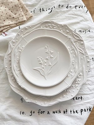 法式中古風浮雕鈴蘭花卉陶瓷餐盤西餐點心盤