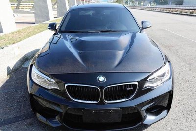 【耀天國際】BMW F87 M2 GTS款 抽真空 碳纖維 引擎蓋