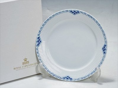 正丹麥皇家哥本哈根ROYAL COPENHAGEN公主藍餐盤（２５ＣＭ）一只