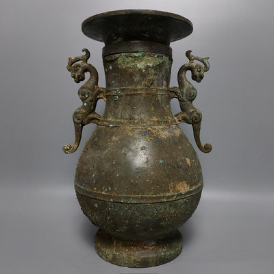 戰國青銅——雙龍瓶《精品》——高:30厘米——寬:21厘米——重:3.4公斤——222015