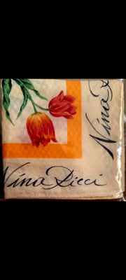 法國品牌 Nina Ricci 蓮娜麗姿 迎向陽光 純棉手帕 鬱金香 花卉系列  鵝黃色 橙色 橘色 紅色 萊姆綠 綠色 灰色
