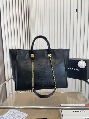 香奈兒新款沙灘包高級又獨特的設計 包包簡約不累贅Chanel買她買她買她尺寸：38 31 NO59453