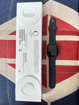 蘋果手錶 Apple Watch Series 8 GPS + 行動網路 鋁金屬 41 公釐 LTE版 使用一切正常 沒有送修過