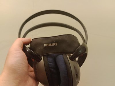 大媽桂二手屋，Philips 飛利浦 紅外線傳輸 無線耳機，非藍芽，型號：SBC-HC205，絕版品，保證網路最低，缺紅外線發射器，原價一千多，現在便宜賣