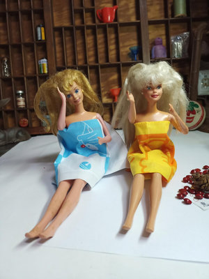 惠惠--早期1966年MATTEL美泰兒公司出版芭比娃娃懷舊復古風格擺飾（咖）