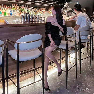 【新品】📢  高端酒吧酒館吧臺椅咖啡廳餐廳清吧傢用輕奢大靠背有扶手高腳椅子