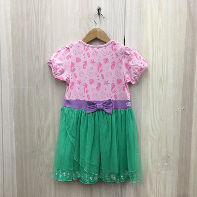 【愛莎＆嵐】Baby Doll Disney 粉+綠色圓領短袖印花洋裝/130(全新) 11303 18