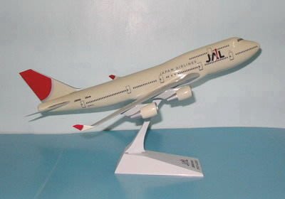 珍上飛模型飛機：B747-400 (1:130) 日本JAL.(編號:B747407)