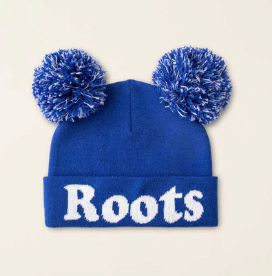 Roots小童 #Roots50系列 夜光海狸雙毛球毛帽(藍色3-5) 全新原廠公司貨 贈品牌環保購物袋 暢貨出清【清瘋玩趣】