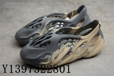 YEEZY Foam Runner MXT Moon GRey   灰黃 洞洞鞋鏤空 經典 男女鞋 GV7904公司級