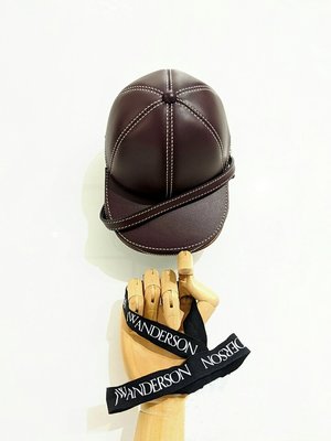 [ RAiNDANiEL ] JW ANDERSON 英國時尚品牌 midi cap 縫衍皮革 棒球帽造型包