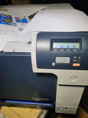 HP Color LaserJet Pro CP5225dn A3 彩色雷射印表機(4支全新 碳粉,極少列印數)