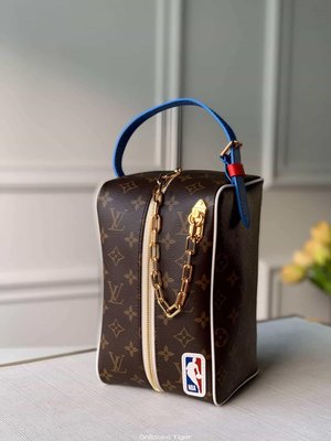 二手Louis Vuitton LV XNBA CLOAKROOM DOPP KIT M85149洗漱化妝包