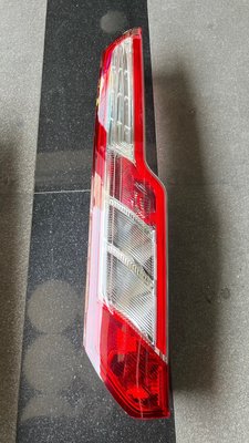 ~李A車燈~全新品 福特 旅行家 Tourneo 13~22年 原廠型 尾燈 單邊價格 2650元
