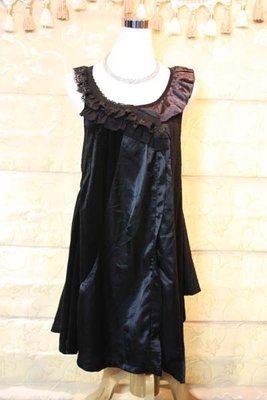 【性感貝貝】黑色拼布設計師款不規則荷葉蕾絲領洋裝, Cocotte Morgan eu Scolar Izzue款