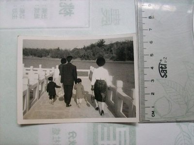老照片~民國50年代家族台灣遊覽花蓮攝影照...如圖示