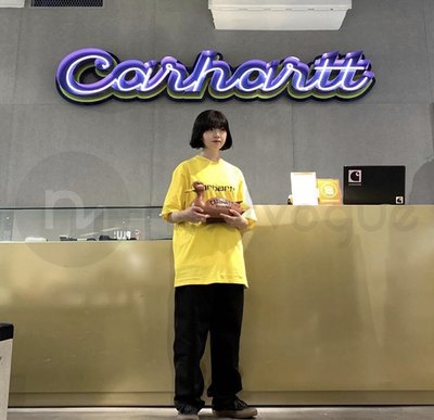 Ella#Carhartt Wip 支線Carhartt Script Logo印花短袖