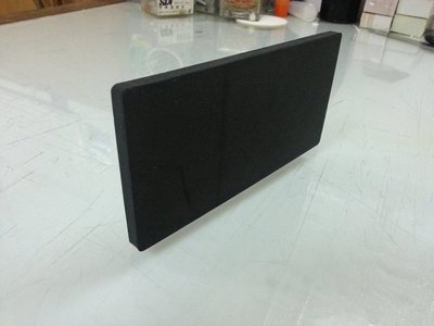 EVA黑色高壓泡棉 84X174mm厚度約10mm和5mm單面背膠50片150元