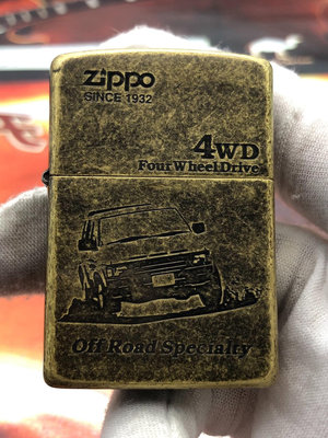 Zippo1995年古銅蝕刻四驅越野車95年 二手好品，八角