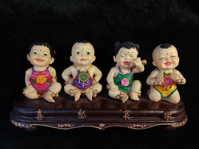 老媽的收藏 - 喜怒哀樂 娃娃 四童子 公仔擺飾品 底座25公分寬 -企業寶寶 - 501元起標