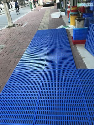 塑料地板墊地腳板腳踏板塑料地板90x30高3.4公分100x60塑料板 塑膠板 卡板箱 托盤 腳墊 踏板 防潮板 貨架正