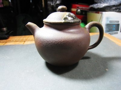 早期鐵畫軒製柴燒落灰紫砂茶壺