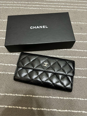 很新 CHANEL COCO A50096 黑色 羊皮 菱格 銀釦 拉鍊 零錢 發財 長夾 皮夾...盒裝...免運費