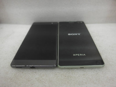 [快樂99]-sony XA Ultra / C5 Ultra兩支手機 [請自行檢測.標到賺到]-99元起標(N324)