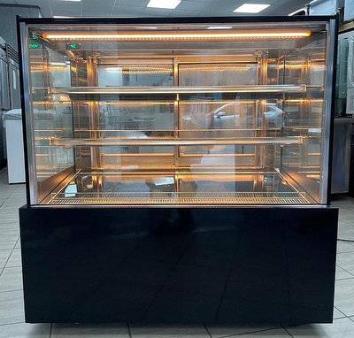 冠億冷凍家具行 [嚴選新中古機] 台灣製瑞興4尺直角蛋糕櫃/西點櫃、冷藏櫃、冰箱、巧克力櫃/220V/130326-1