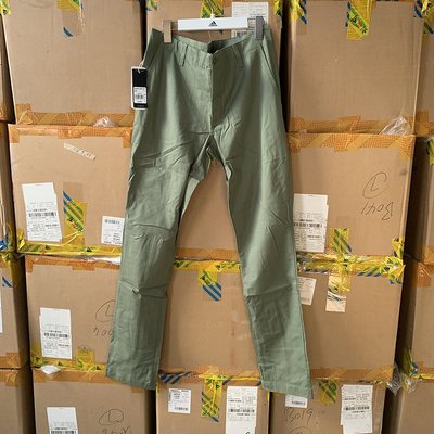 KIKI精選 adidas愛迪達 男裝高爾夫運動長褲GM1202 自然綠
