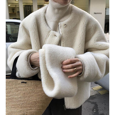 韓國chic秋冬法式溫柔圓領拉鏈式百搭羊羔毛短外套+圍巾兩件套女半米潮殼直購