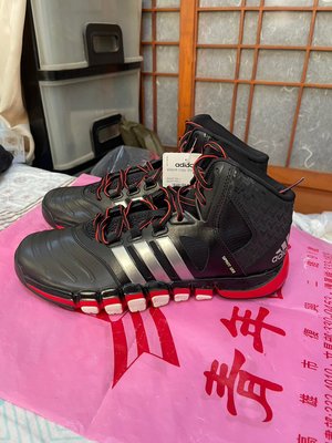 「 全新 」 Adidas 男版籃球鞋 US11（黑）鐵4-4