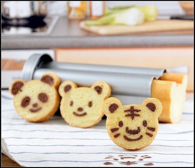 日本 CakeLand  動物造型 長條麵包模型 吐司模 附小熊+老虎+熊貓三款粉篩 No.2388 (烘培樂)